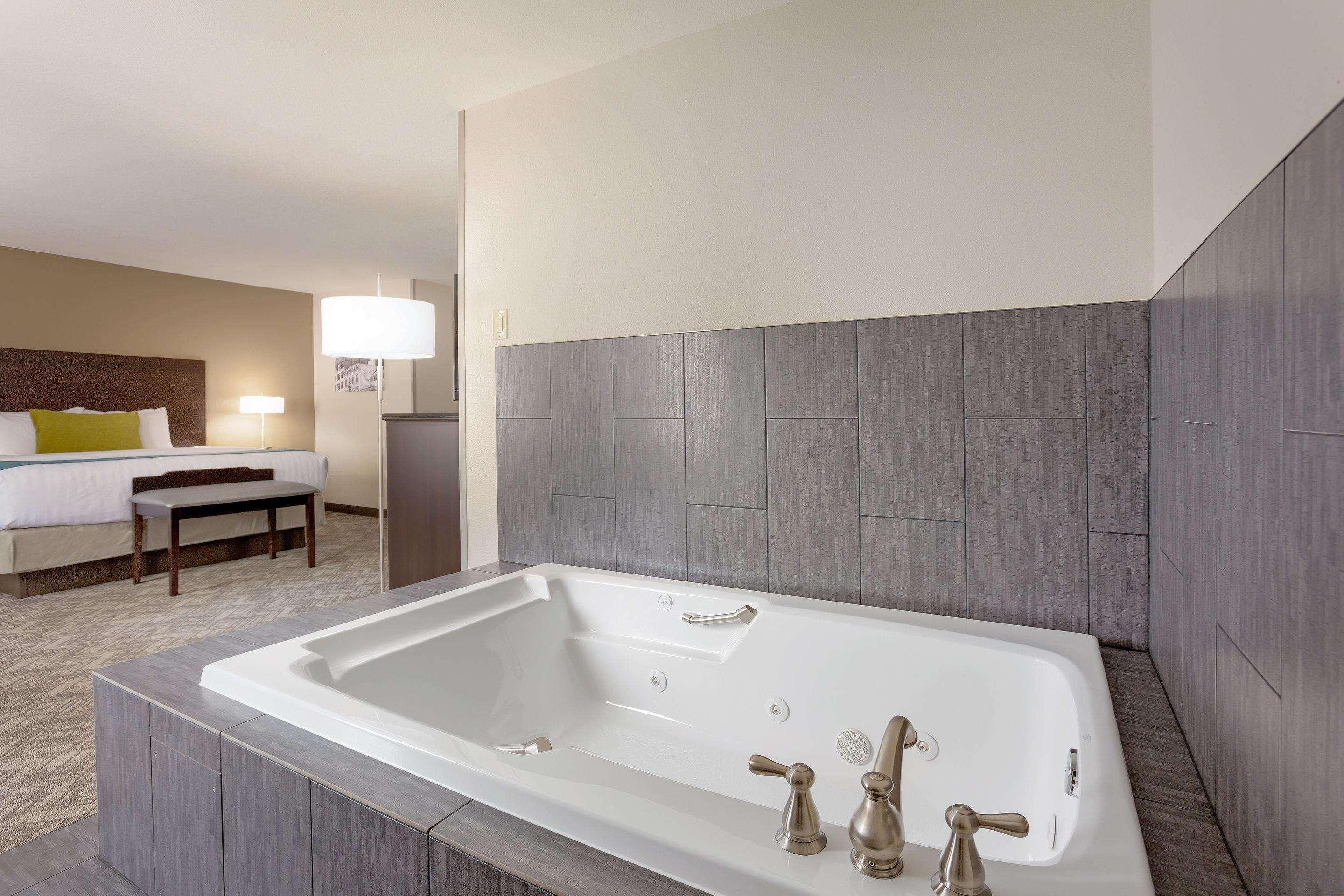 Comfort Inn & Suites Tualatin - Lake Oswego South Kültér fotó