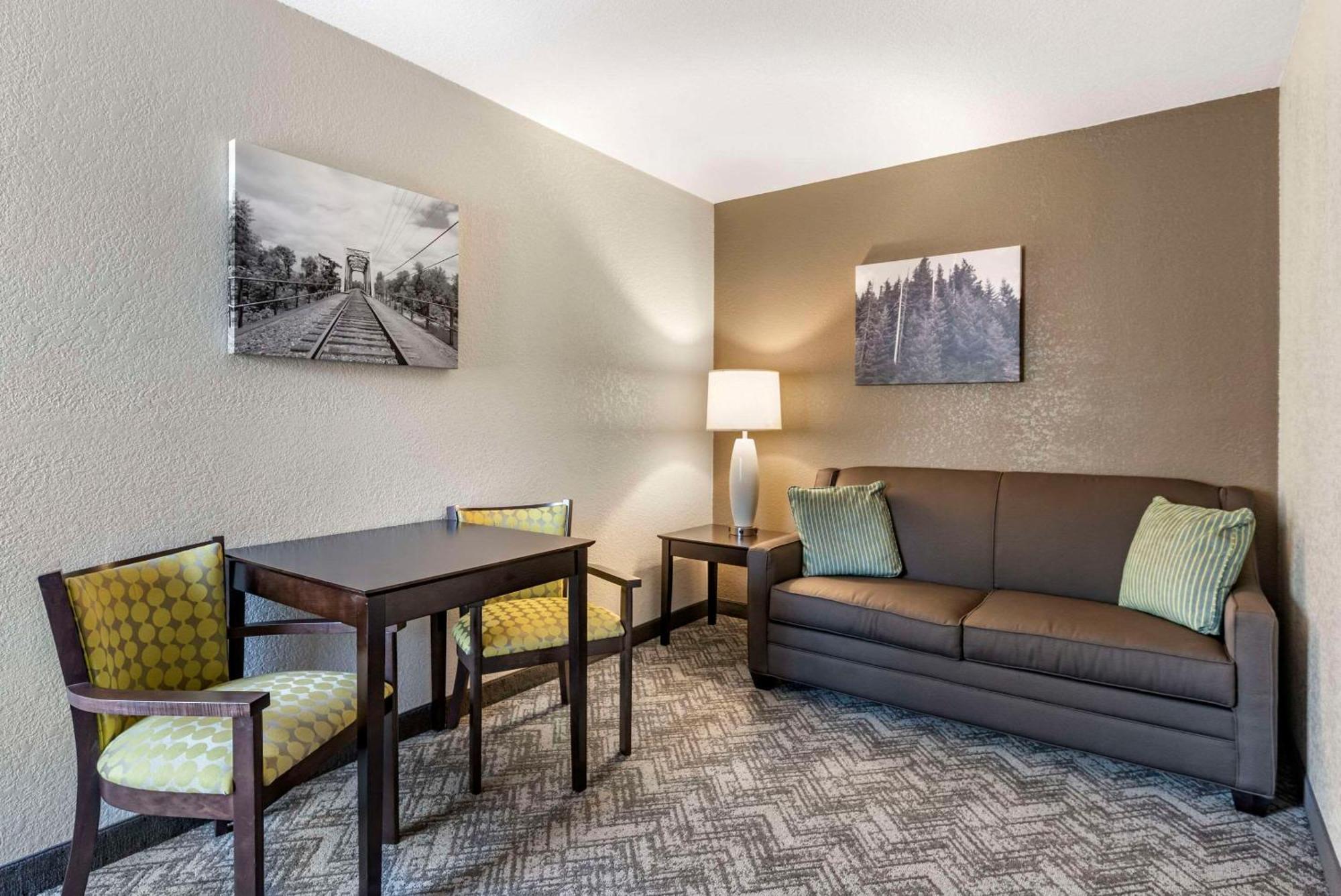 Comfort Inn & Suites Tualatin - Lake Oswego South Kültér fotó