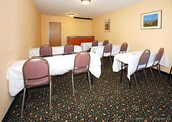 Comfort Inn & Suites Tualatin - Lake Oswego South Kültér fotó